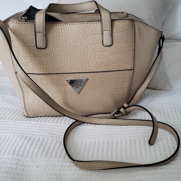 Guess Handbags - Guess Los Angeles Crocodile Purse / Crossbody ✨